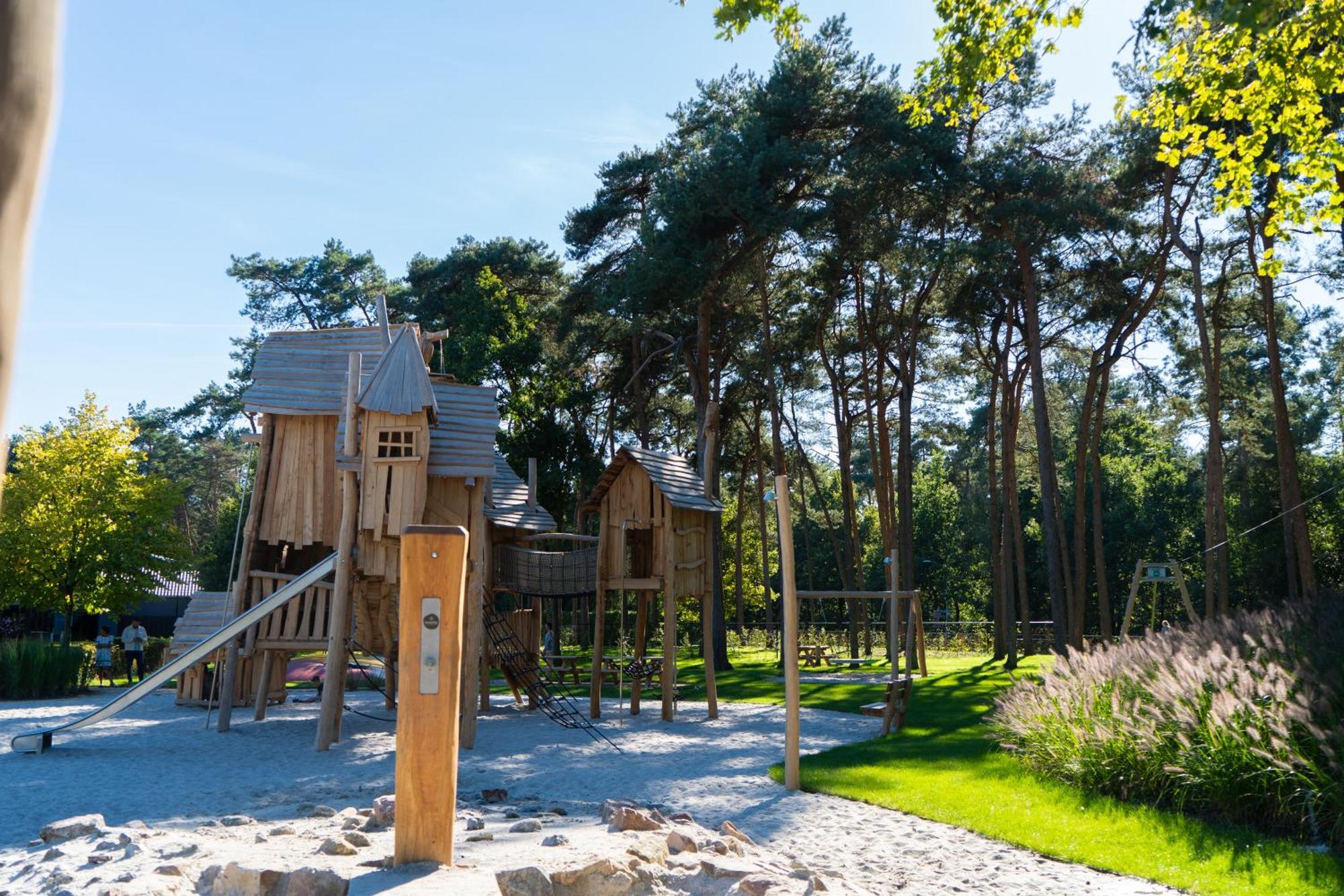 Vakantiepark Molenvelden เวลด์โฮเวน ภายนอก รูปภาพ